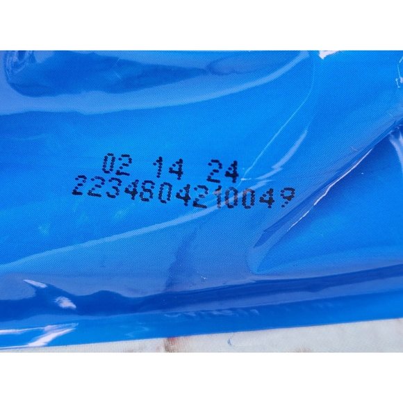 9 Lives Plus Care Tuna & Egg Flavor Complete Balance Adult Cat Food 12 oz Bag - Picture 5 of 11